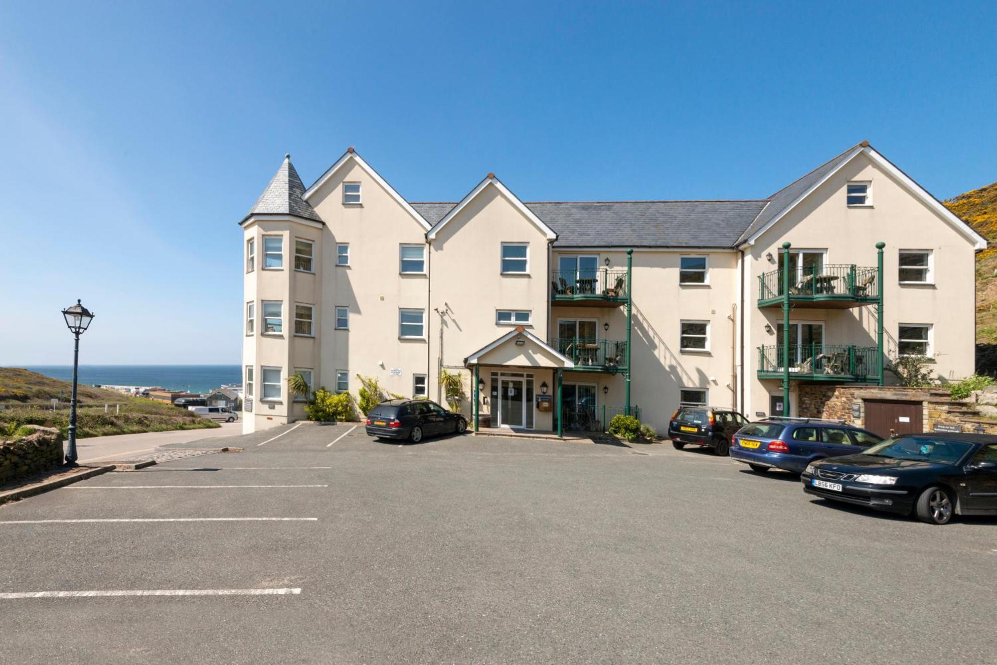 Beachcombers Appartement *